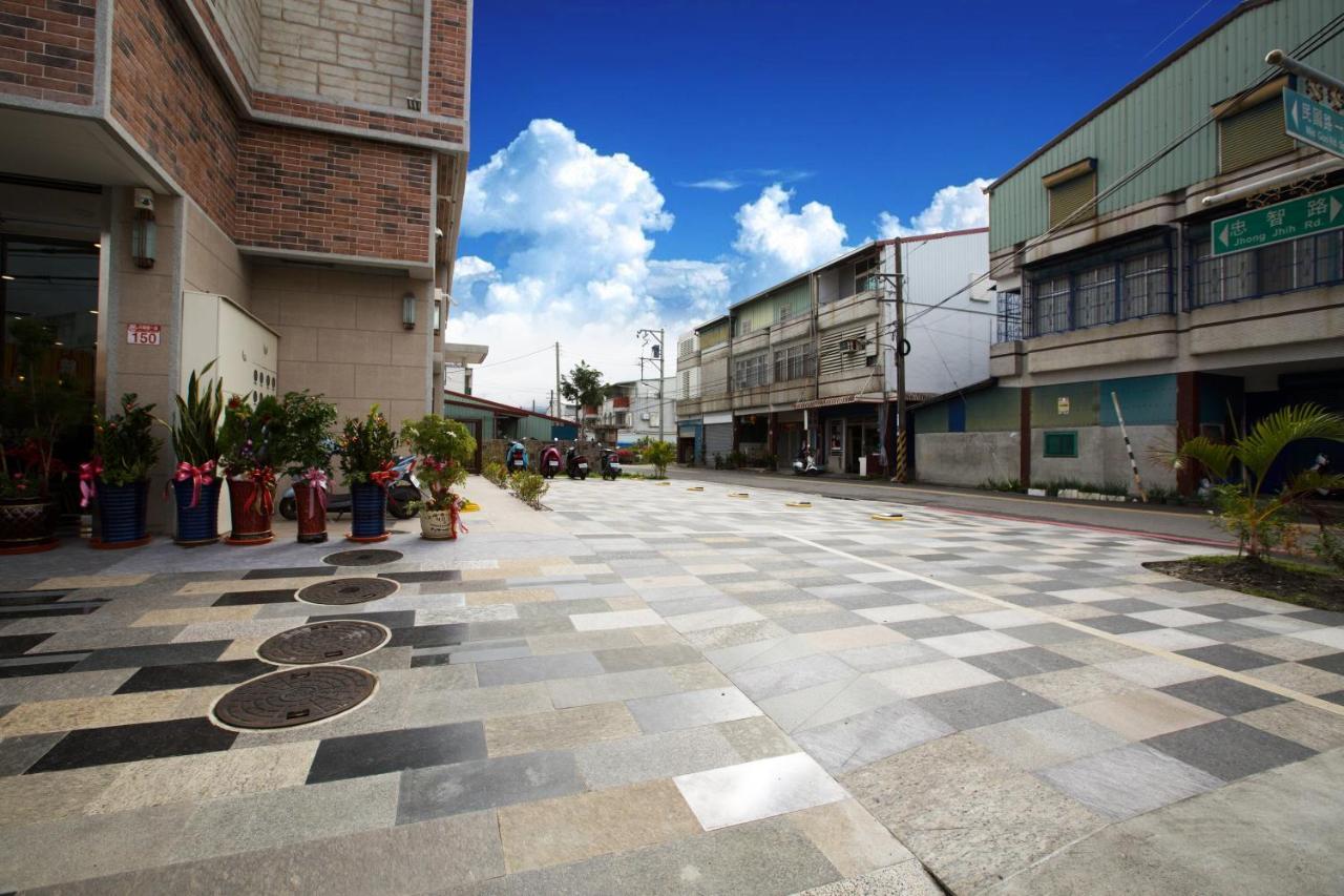 原鄉商旅 Yuan Hsiang Hotel Юли Екстериор снимка